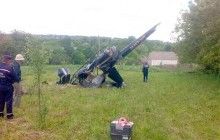 Катастрофа гвинтокрила на Хмельниччині: пілот у реанімації (фото)