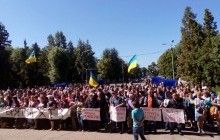У Харкові працівники тракторного заводу пікетують із вимогою погашення зарплатних боргів