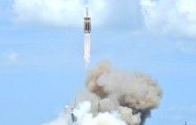 В США запустили ракету с разведывательным спутником (фото, видео)
