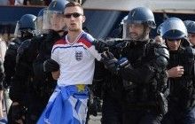 Двох англійських вболівальників відправили до в'язниці за участь у заворушеннях в Марселі