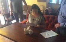 В Одесі правоохоронці за підозрою в хабарництві затримали екс-чиновницю міськради