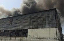 У Дніпрі ліквідували пожежу складу з легкозаймистими пластиковими матеріалами (фото, відео)