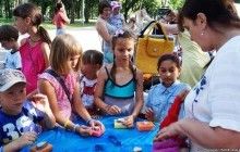 У Дніпрі представництво ООН організувало фестиваль для переселенців до Міжнародного дня біженця