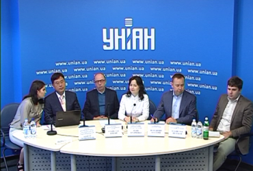 "Сучасні освітні методики –прес-конференція за участю професора Джінван Парка"