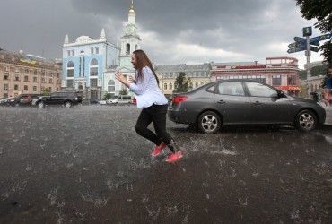 Ливни, грозы и град: синоптик предупредил о существенном изменении погоды в Украине