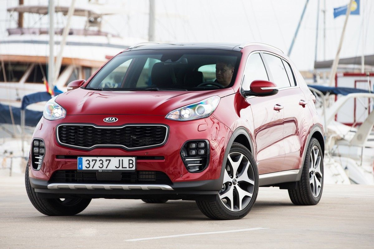 Кроссовер Kia Sportage стал самым популярным автомобилем июня в Украине Кроссовер Kia Sportage стал самым популярным автомобилем июня в Украине