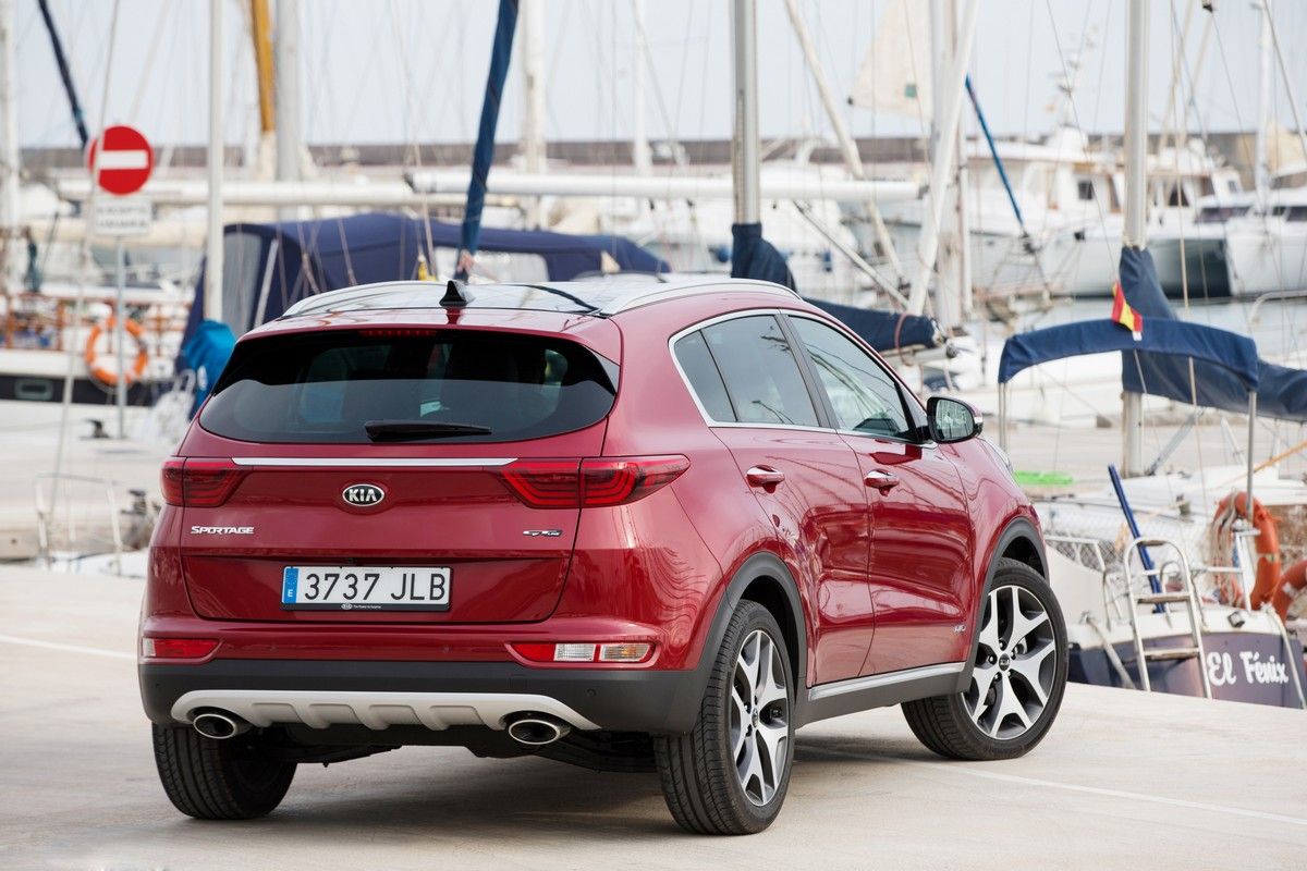 Кроссовер Kia Sportage стал самым популярным автомобилем июня в Украине Кроссовер Kia Sportage стал самым популярным автомобилем июня в Украине