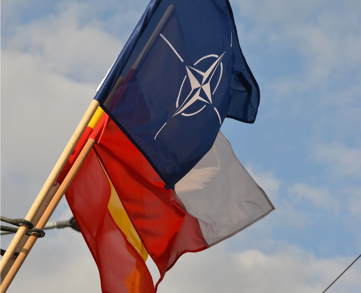 НАТО збільшить інвестиції у Польщу / фото УНИАН НАТО збільшить інвестиції у Польщу / фото УНИАН