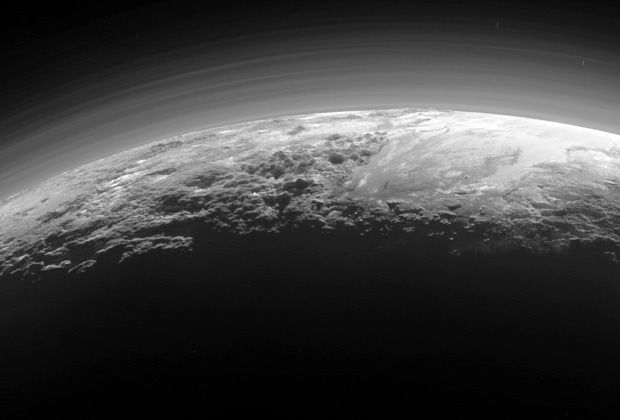 За Плутоном нашли новую планету-карлика / NASA За Плутоном нашли новую планету-карлика / NASA