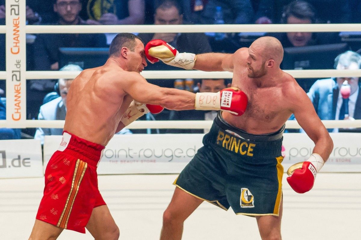 Кличко - фаворит в матче с Фьюри / klitschko-brothers.com Кличко - фаворит в матче с Фьюри / klitschko-brothers.com