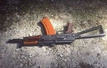 Невідомі обстріляли і кинули гранату в машину Киви - МВС