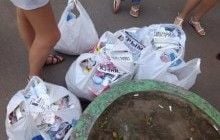 У Дніпрі провели акцію проти "туристичного сепаратизму": очистили місто від оголошень про відпочинок в Криму (фото)
