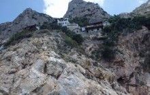 На Афоні вшанували пам'ять всіх отців, які подвизалися і просяяли на Святій Горі (рос.)