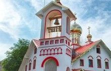 Церковь первоверховных апостолов Петра и Павла на Нивках: настоятель – о храме и о святых