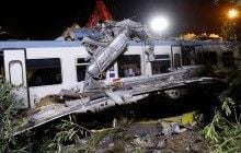 Порошенко висловив співчуття родинам загиблих під час зіткнення потягів в Італії