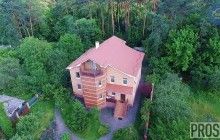 "Автомайдан" показал шикарные дома киевских судей (фоторепортаж, видео)