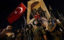 В Турции освободили захваченных мятежниками офицеров