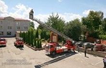 Рятувальники Тернополя отримали спецавтомобіль з пожежною автодрабиною