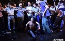 В Ереване один из участников протестов совершил попытку самосожжения