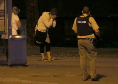 Фото Стрельба в Мюнхене 22 июля 2016