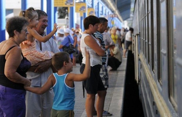 Добраться до Азовского моря станет проще: поезд из Киева в Бердянск будет курсировать ежедневно