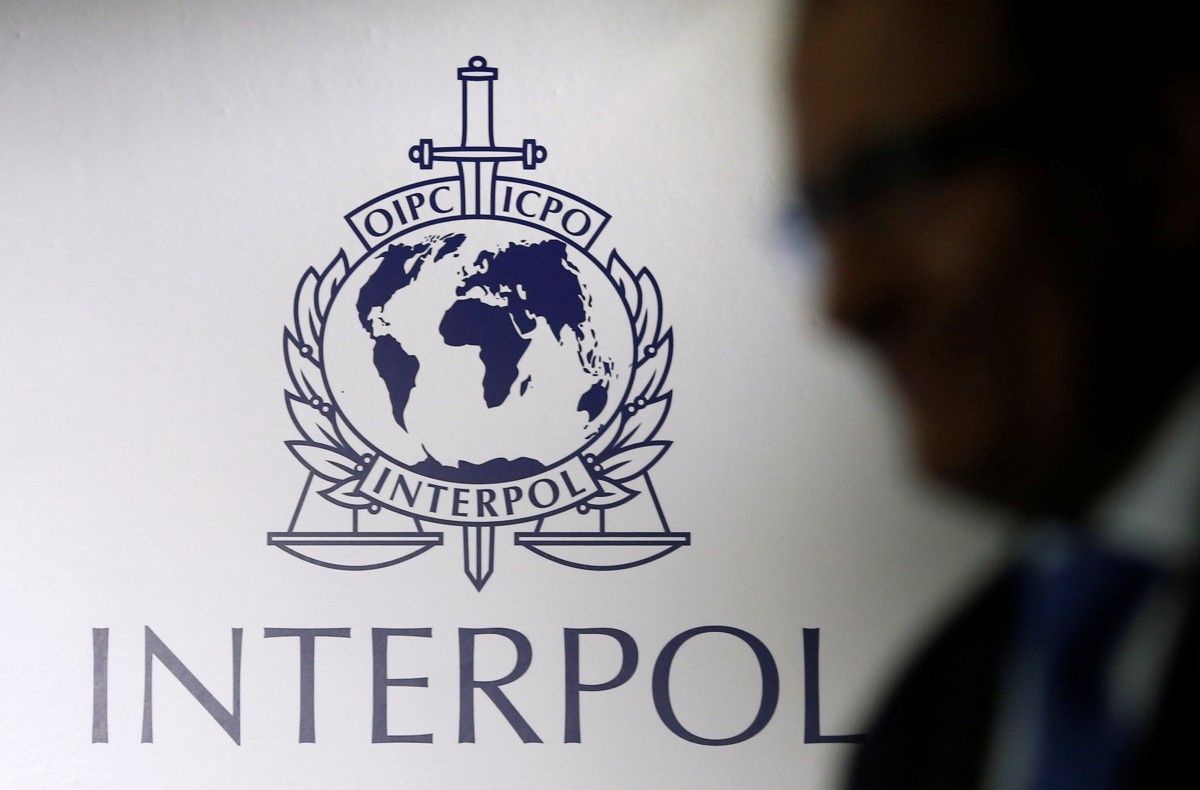 Ukraine's border guards detain Moldovan citizen wanted by Interpol for over 16 years / REUTERS