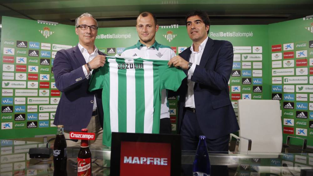 Зозуля может завтра дебютировать в Ла Лиге / Real Betis Зозуля может завтра дебютировать в Ла Лиге / Real Betis