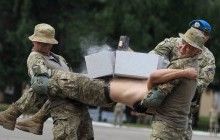 У Львові День ВДВ відсвяткували яскравими показовими виступами (фото)