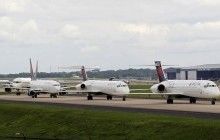 Авиакомпания Delta предупреждает о новых задержках рейсов из-за компьютерного сбоя