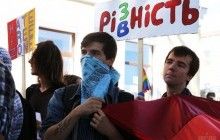 "Корупція, політичний тиск і напади на журналістів": Freedom House визначила Україну як "частково вільну" країну