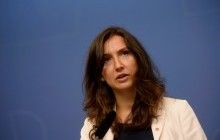 Міністр освіти Швеції пішла у відставку через два келихи вина
