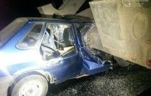 Под Мариуполем ВАЗ влетел в тягач с военной техникой, водитель погибла (фото)