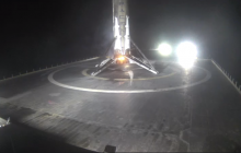 Falcon 9 успешно вернулась на Землю, приземлившись на морскую платформу (фото)