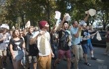 У центрі Одеси пройшов "ШаурМарш" проти закриття кіосків фастфуду (фото)