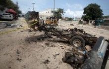 Внаслідок двох вибухів у Сомалі загинули понад 20 людей