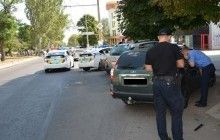 В Николаеве вооруженные люди в масках вытащили из машины 2,5 миллиона гривень (фото)