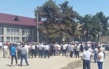 В Одесской области после убийства восьмилетней девочки вспыхнул ромский погром (видео)