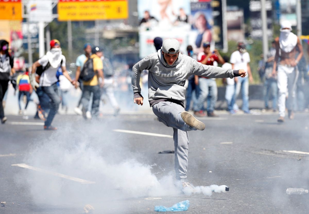 REUTERS REUTERS