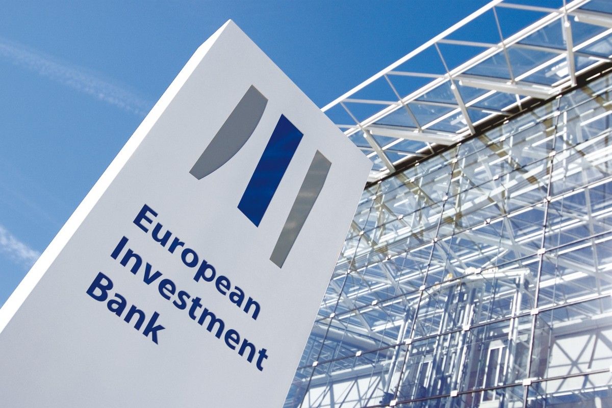 Европейский инвестиционный банк и дальше будет поддерживать Украину / фото REUTERS