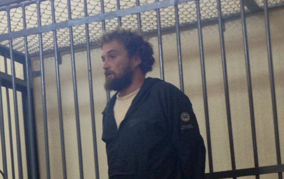 Активист Алексей Шостакович, который так и не получил российский паспорт, на суде назвал себя Активист Алексей Шостакович, который так и не получил российский паспорт, на суде назвал себя