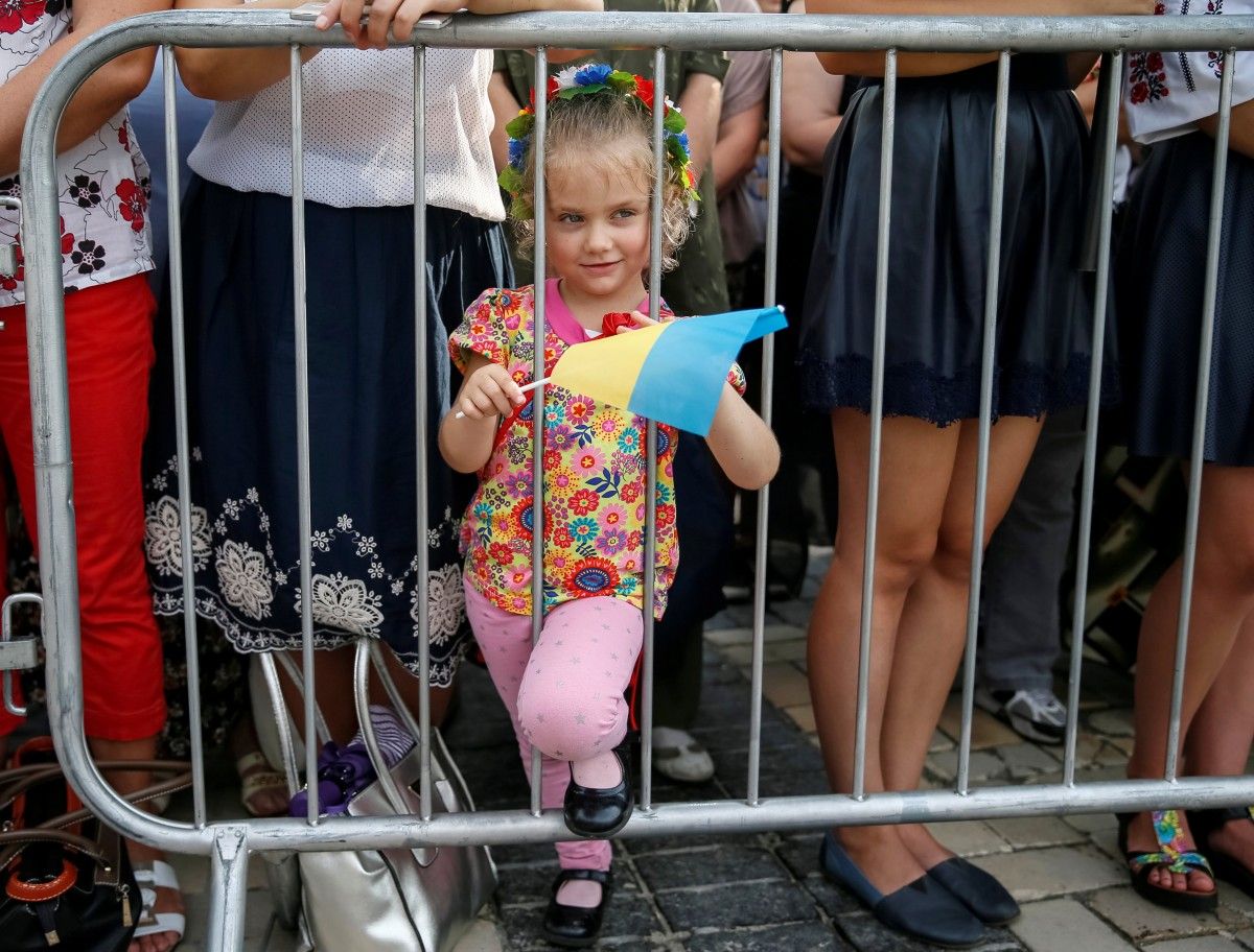 Страх – найбільша перепона для усиновлення / REUTERS 