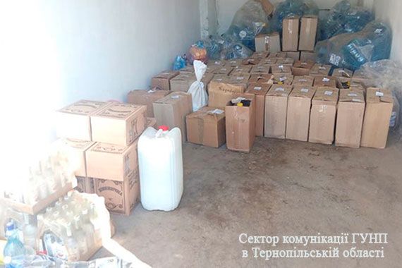 Вилучений алкоголь / Нацполіція Тернопільскої області Вилучений алкоголь / Нацполіція Тернопільскої області