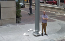 Неудачный день: намочивший штаны житель Хьюстона попал в кадр Google Maps (фото)