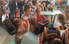 Миссия "Милосердие без границ" доставила детям в прифронтовую зону АТО наборы для школы