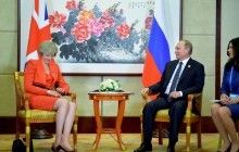 Премьер Великобритании Мэй "забыла" подать руку Путину на встрече G20 (видео)