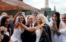 Наречені не справжні: на День Москви Путіну зробили фотосесію з дівчатами з ескорт-сервісу