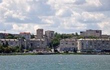 У Тернополі пляжний дебошир намагався втекти від поліцейських вплав через озеро