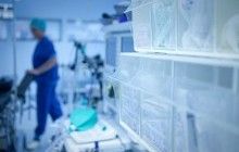 У Мексиці народилася перша у світі дитина "від трьох батьків"
