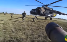 Військові Сил спецоперацій відпрацювали десантування з Мі-8 в умовний тил противника (відео)