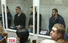 Суд знову залишив п'ятьох екс-"беркутівців" під вартою ще на два місяці